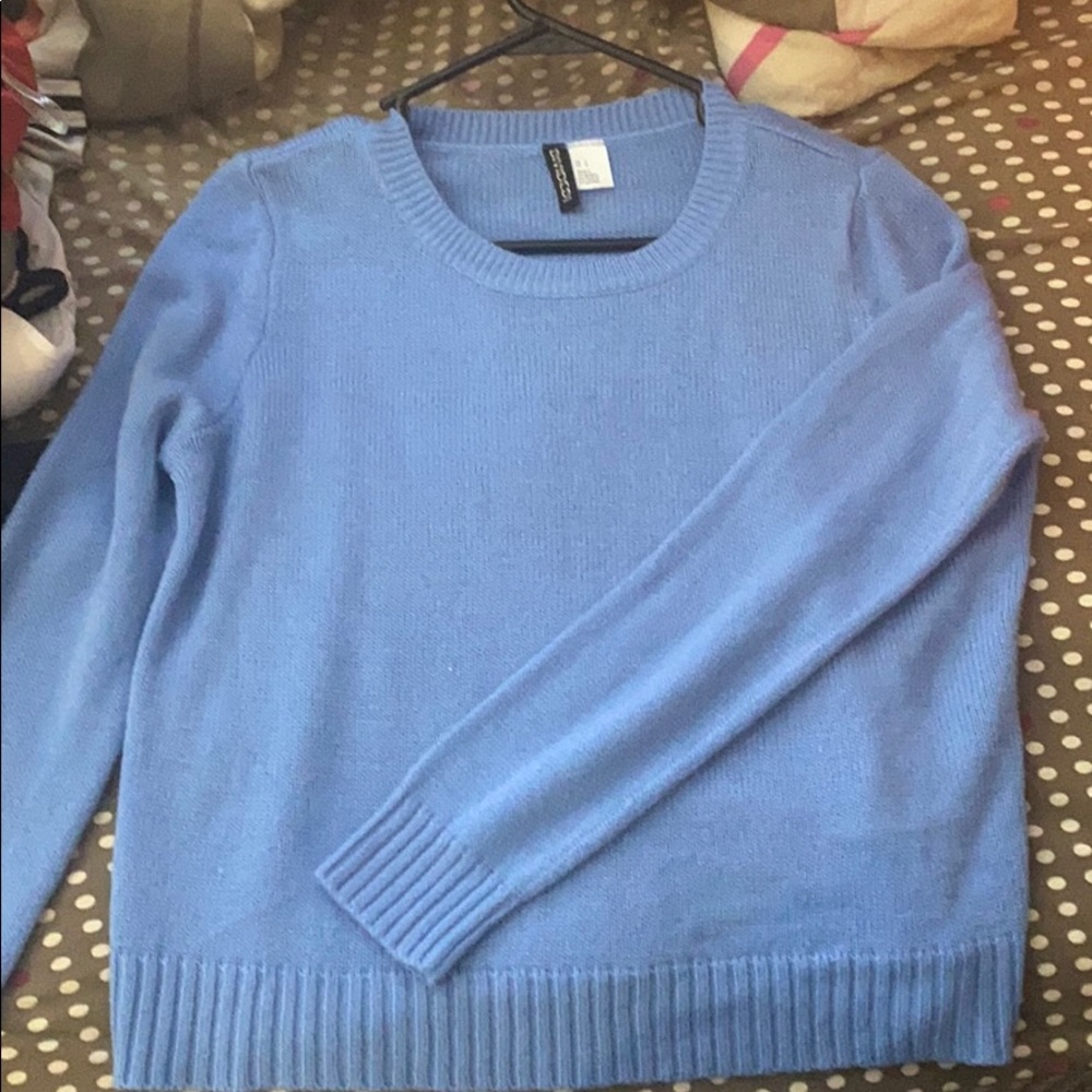 Long sleeve knit shirt